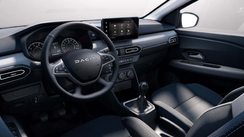 Uuden Dacia Sanderon sisätilat