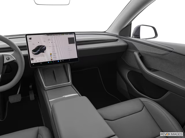 Tesla Model Y 2026:n sisätilat