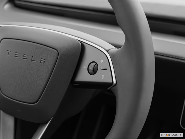 Tesla Model Y 2026:n sisätilat